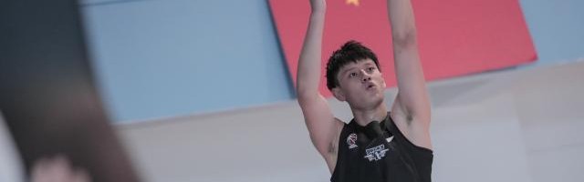 百家乐规则-曾凡博首次亮相首钢队公开课：天赋、人气、脚踏实地